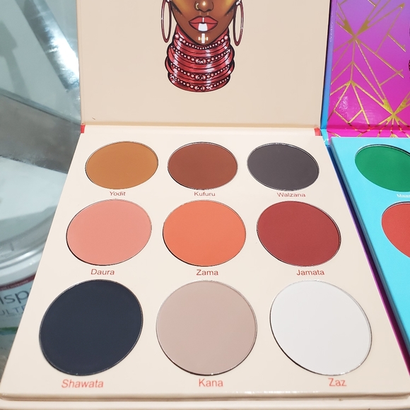 Juvia's Place Warrior II Eyeshadow Palette - Picture 2 of 4